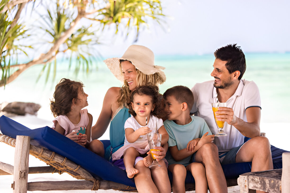 Read more about the article 10 DAYS FAMILY SAFARIS & ZANZIBAR BEACH